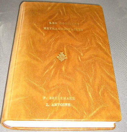 livre reli� cuir etat neuf et caracteres or: les dossiers ex 35 Versailles (78)