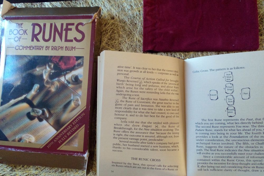 Le livre des Runes/The Book of Runes-10th anniversary 1996 25 Marseille 5 (13)