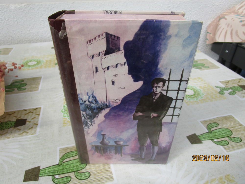 livre de Stendhal 4 Aubenas (07)