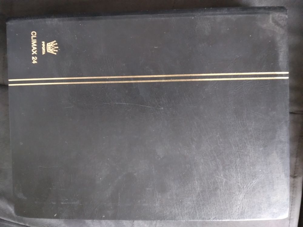 livre timbres 50 Fontevraud-l'Abbaye (49)