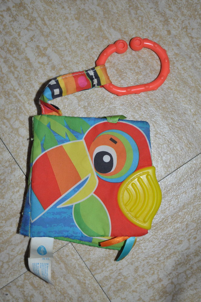 Livre en tissu pour poussette 2 Paris 20 (75)