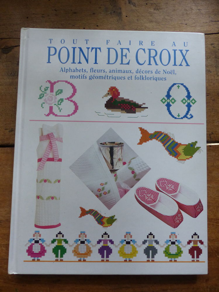 livre  :   TOUT FAIRE AU POINT DE CROIX   6 Roclincourt (62)