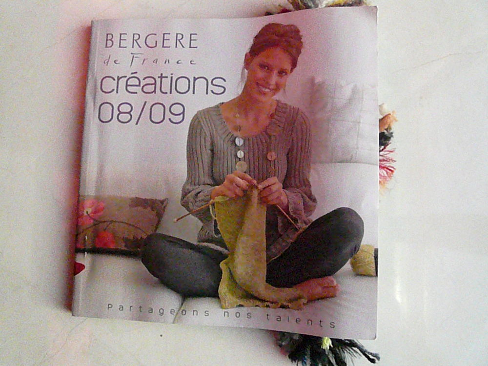 Livre Tricot   Berg�re de France   2008/2009. 4 Franqueville-Saint-Pierre (76)