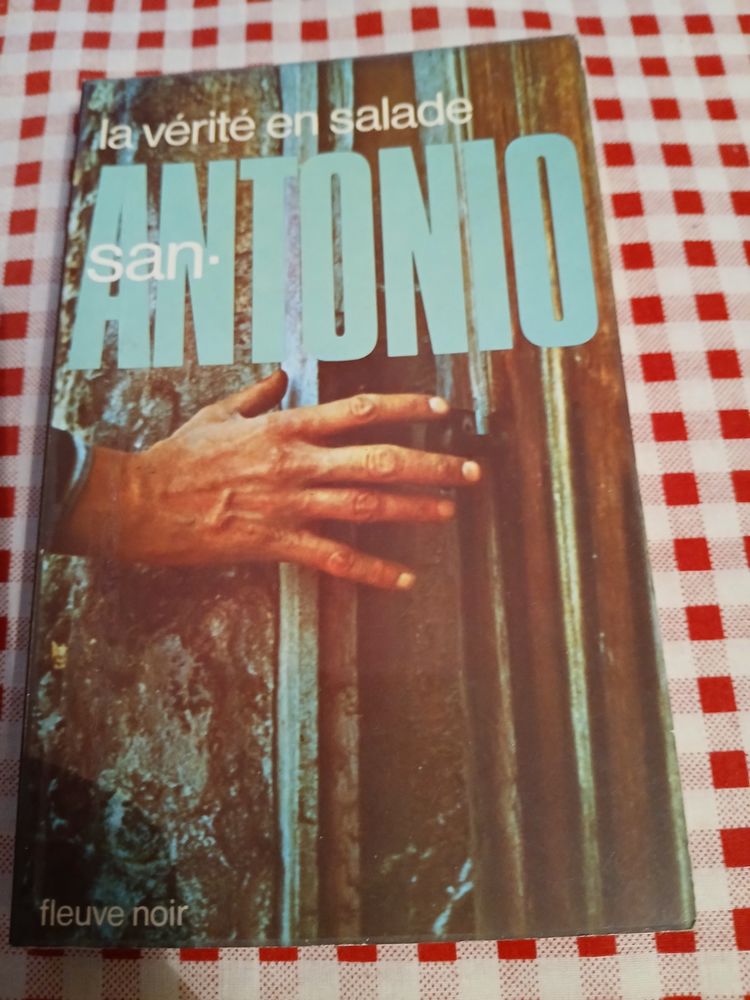 LIVRE LA VERITE EN SALADE 3 Triel-sur-Seine (78)