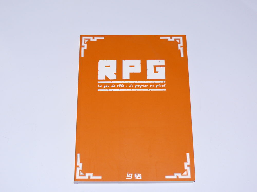 Livre :  RPG  9 Saintes (17)