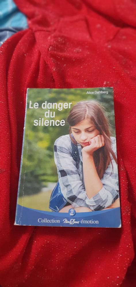 livres addulte seul o� en lot 5e seul lot de 10 = 18 eu 5 Dax (40)