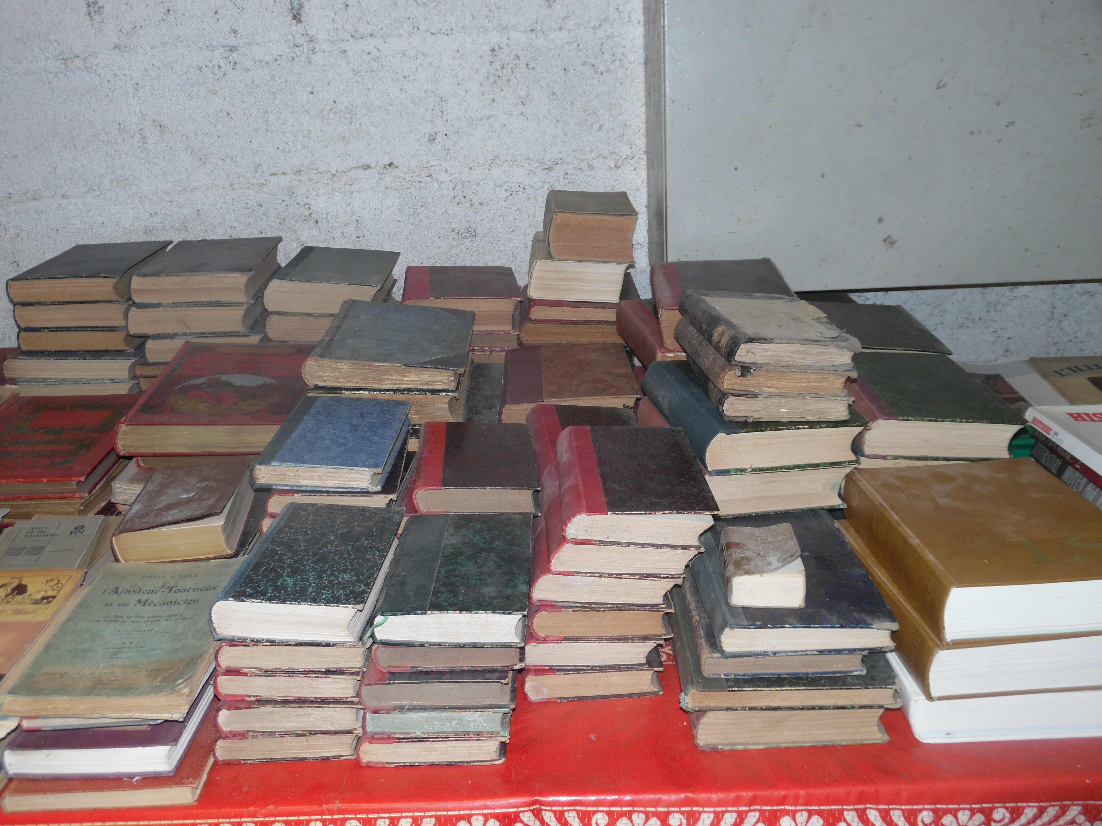 LIVRES ANCIENS 0 Ouroux-sur-Sa�ne (71)