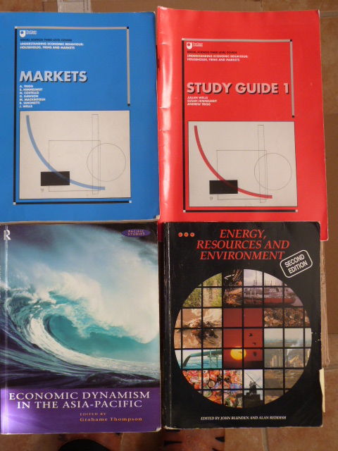 Don de livres en anglais de cours de l'Open University 0 Marcenais (33)