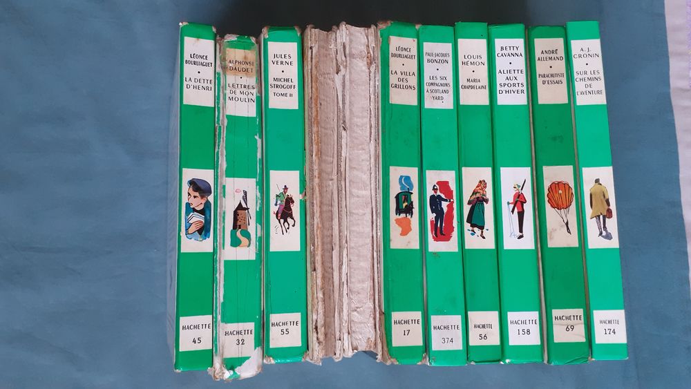 Lot de 11 livres biblioth�que verte vintage 6 Grisolles (82)