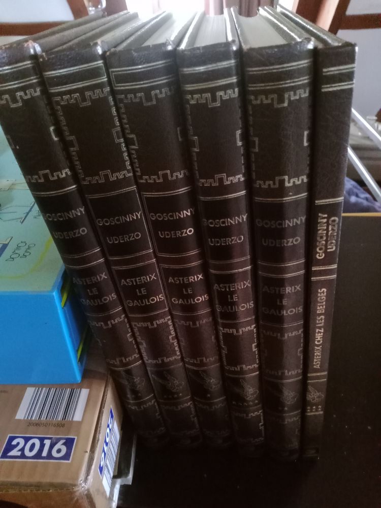 Livres collection ASTERIX 285 Saint-Germain-de-la-Coudre (61)