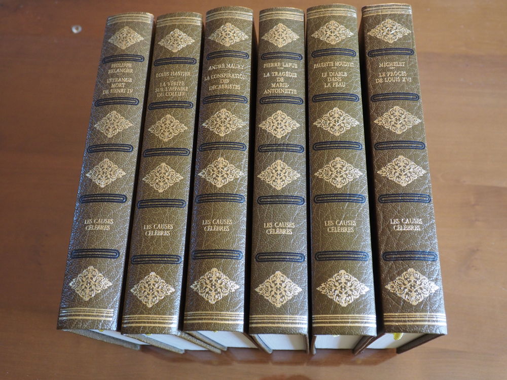 livres collection l31 (les causes célèbres) relié couverture 105 Montigny-le-Bretonneux (78)