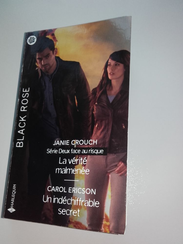 LIVRES COLLECTION HARLEQUIN BLACK & ROSE 0 Saint-Di�-des-Vosges (88)