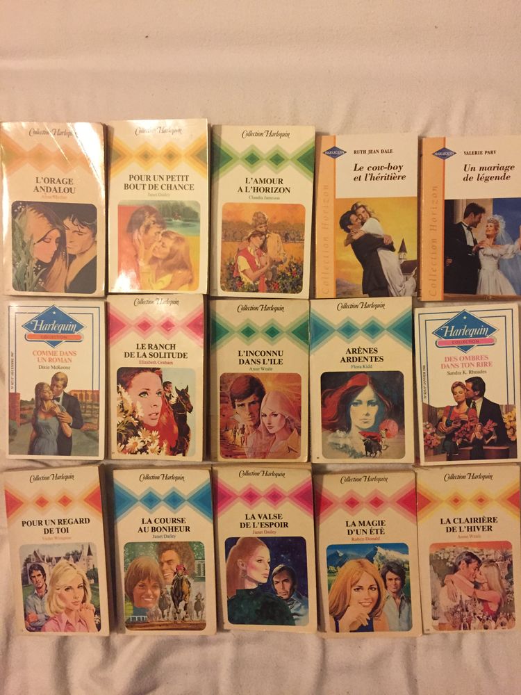 livres collection harlequin 5 Gaujac (30)