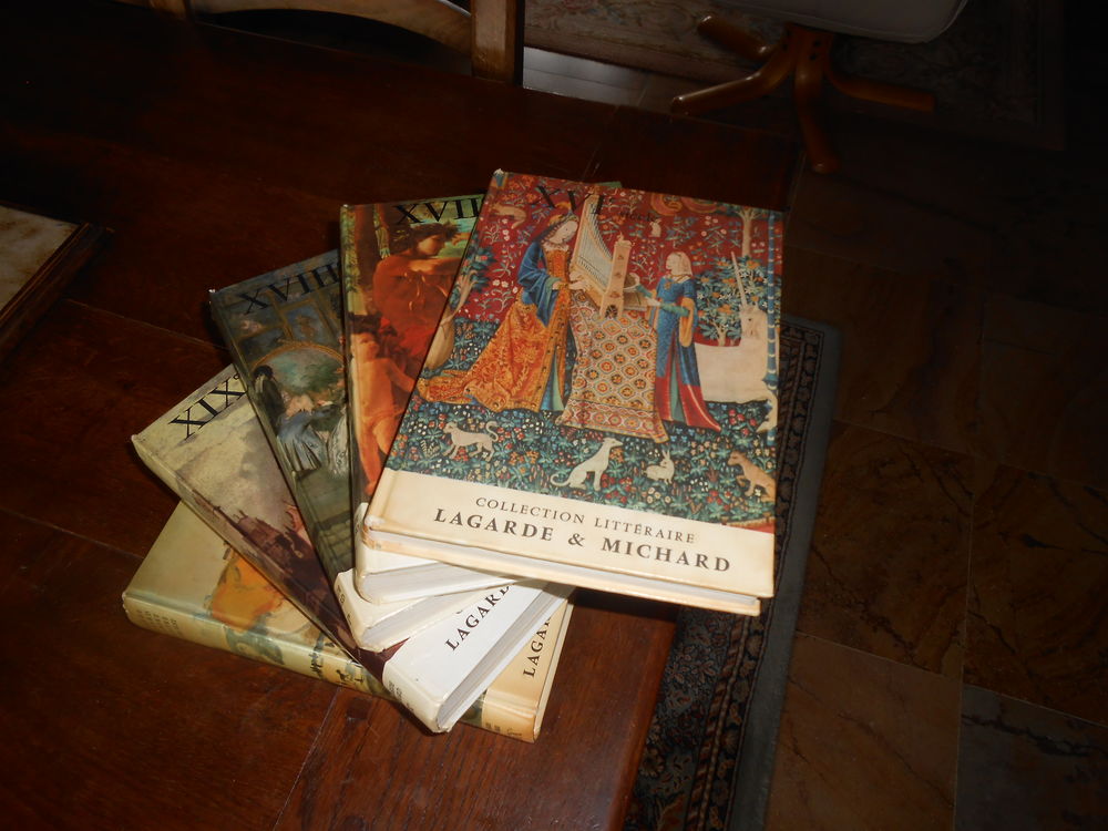 LIVRES COLLECTION LITTERAIRE 20 Lalheue (71)