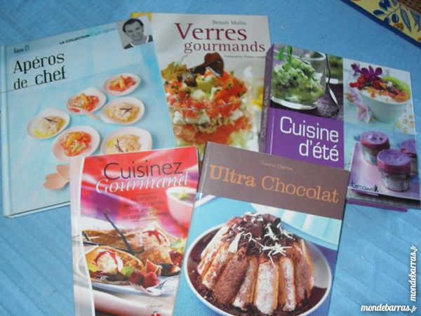 LOT DE 8 LIVRES DE CUISINE 3 Ath�e-sur-Cher (37)