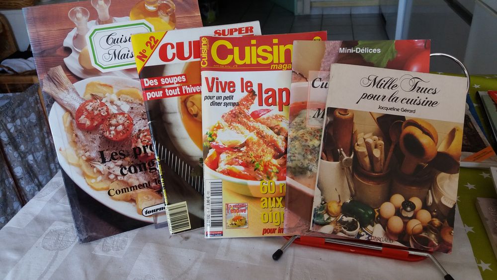 Lot de 5 livres de cuisine 5 Charantonnay (38)