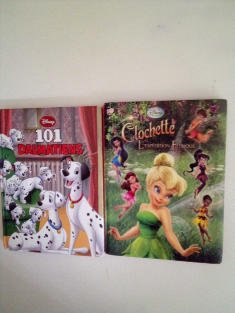 2 livres Disney, Clochette et 101 dalmatiens 3 �vreux (27)