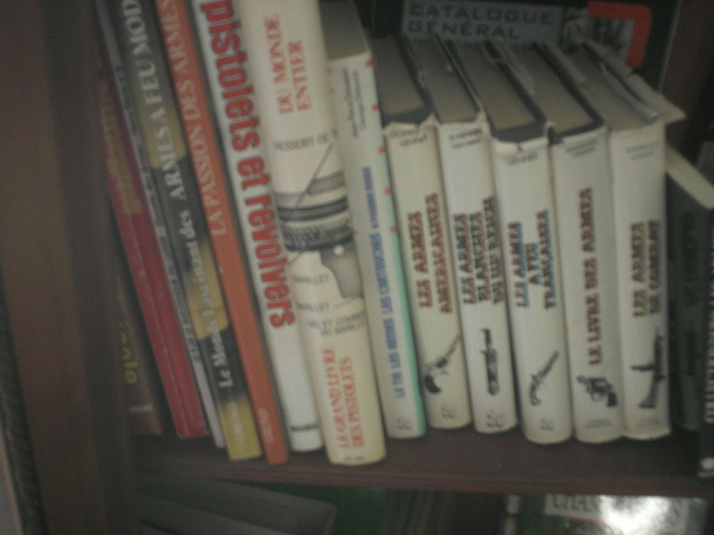 Livres documentaires Encyclopedies 200 Le Neubourg (27)