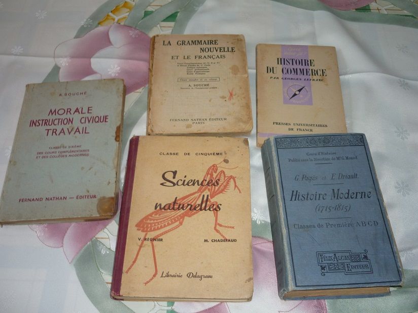 5 LIVRES D'ECOLE ANCIENS 20 Perpignan (66)