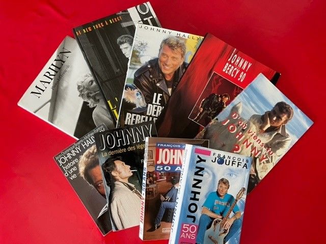 Lot de livres sur la vie de Johnny Hallyday 0 Aubin (64)
