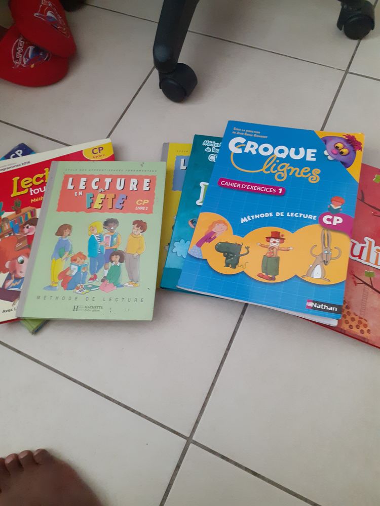 livres  de  lecture  et cahiers  d'activités  de CP 1 Morne-à-l'Eau (97)