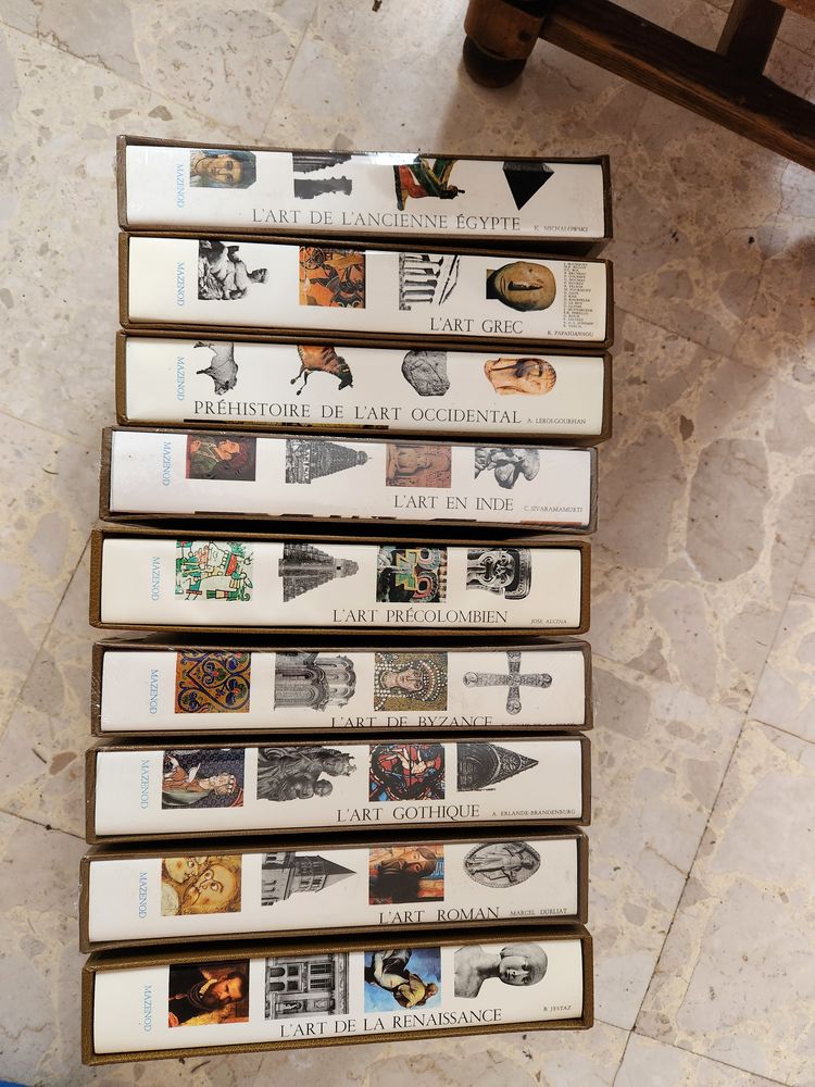 Livres d'art Lucien MAZENOD 500 Chalo-Saint-Mars (91)