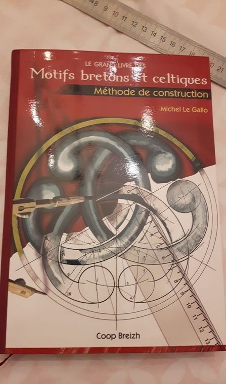 Livres motifs bretons et celtiques 15 Guilers (29)