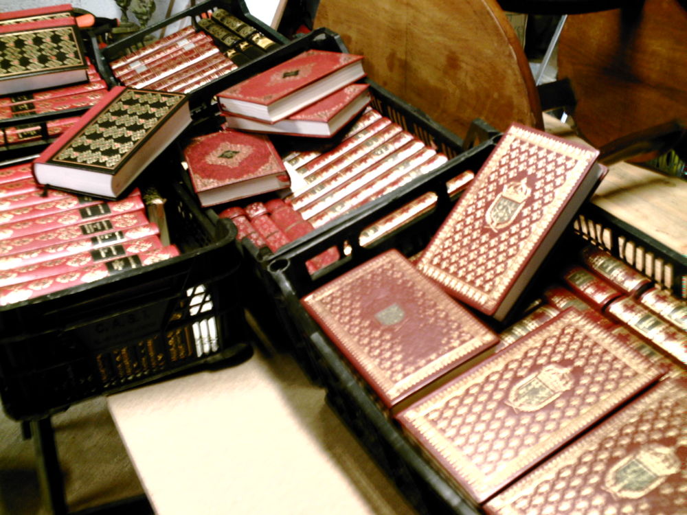 Livres NEUFS jamais ouverts. 0 Lonny (08)