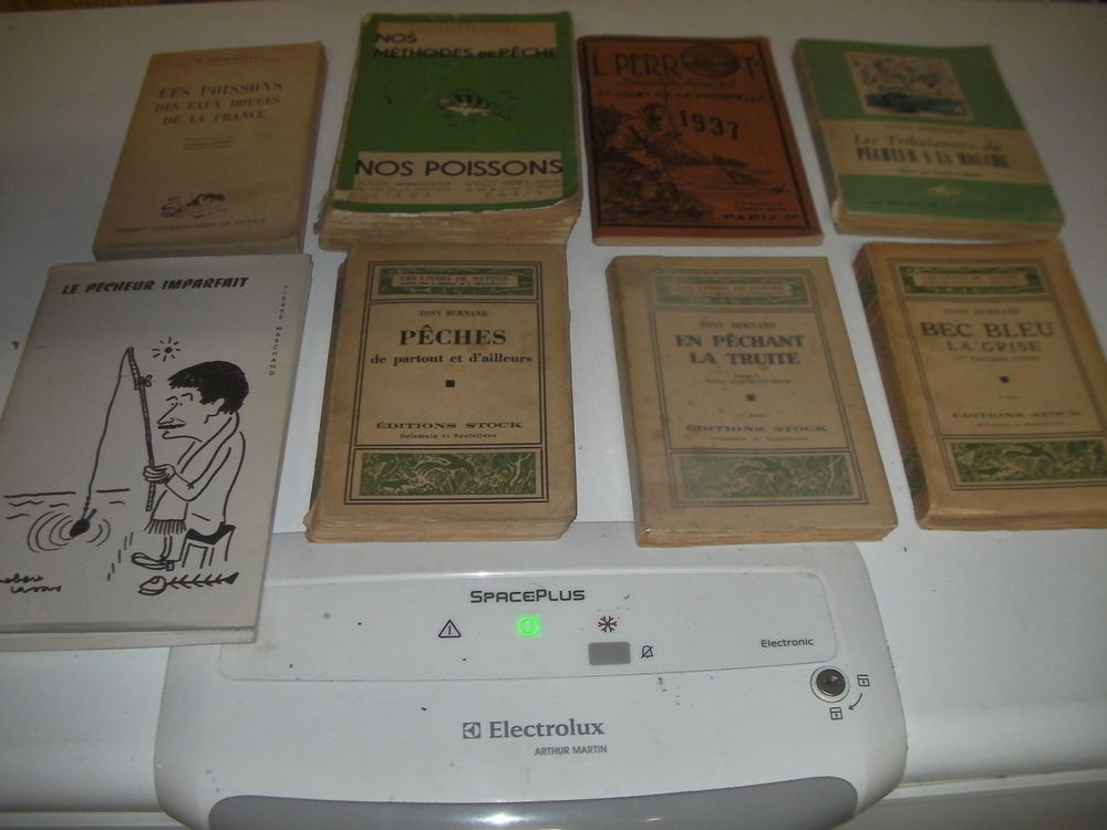 8 livres de p�che N� 133� 140 1 Roques (31)