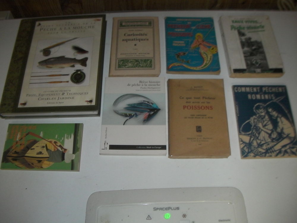 8 livres de p�che N� 205 � 212 1 Roques (31)