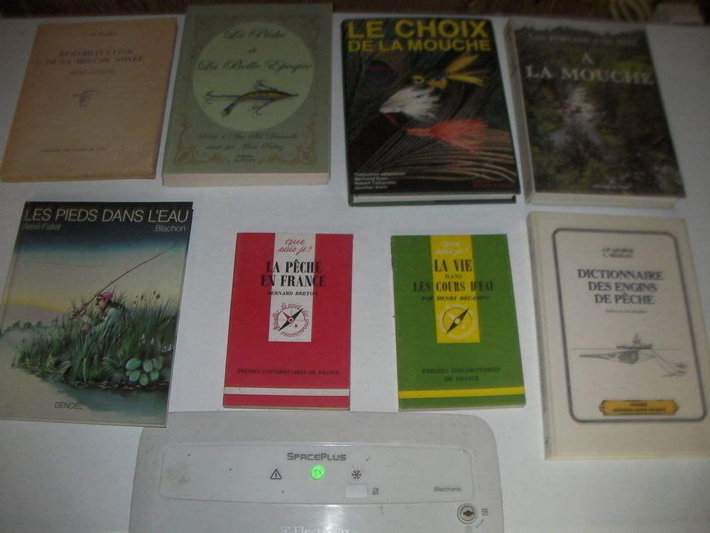 8 livres de p�che N� 181 � 188 1 Roques (31)