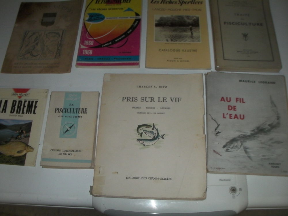 8 livres de p�che N� 157 � 164 1 Roques (31)