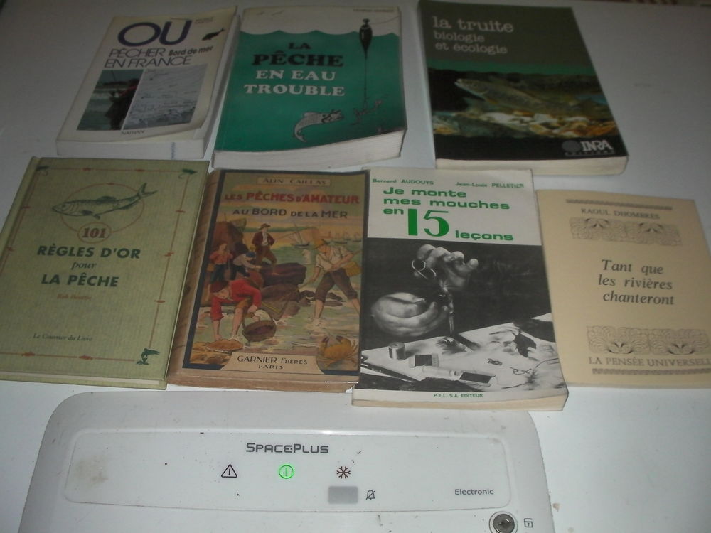 7 LIVRES DE PECHE N� 255 � 261 1 Roques (31)