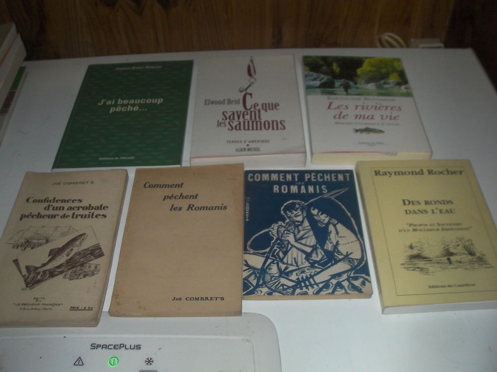 7 LIVRES DE P�CHE N� 227 � 233 1 Roques (31)