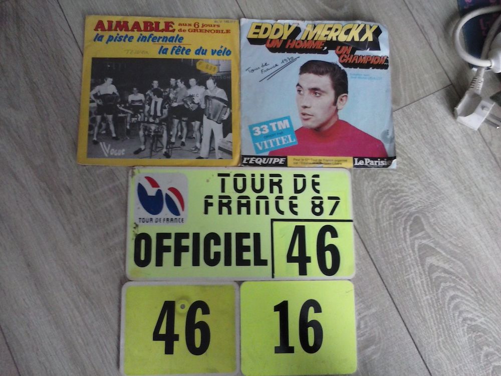 LIVRES / PLAQUES / JOUETS / TOUR DE FRANCE 109 Talmont-Saint-Hilaire (85)
