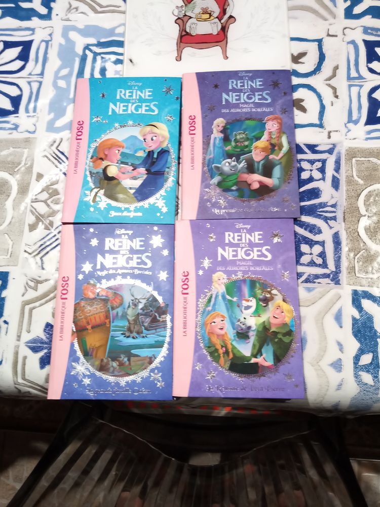 4 livres reine des neiges 9 Cal�s (46)