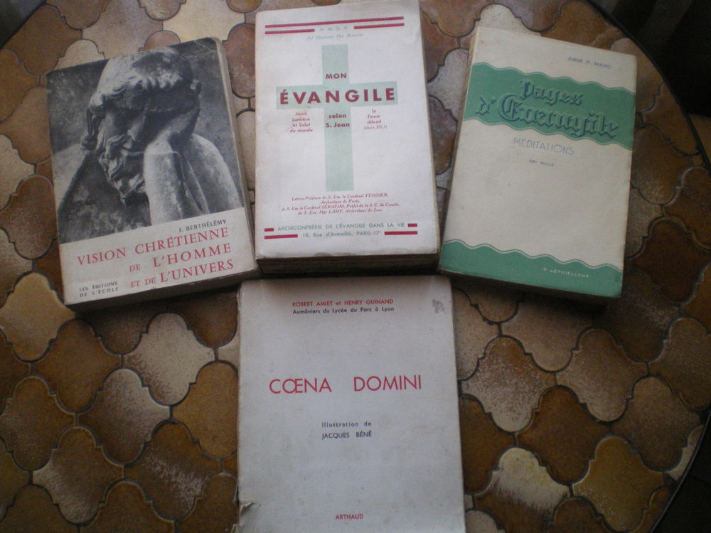 Livres - Religion, Evangile Vision Chr�tienne. 6 Caen (14)
