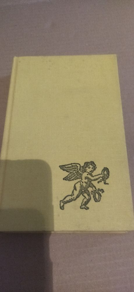 Livres roman collection romanesque 44 volumes 0 La Roche-sur-Yon (85)