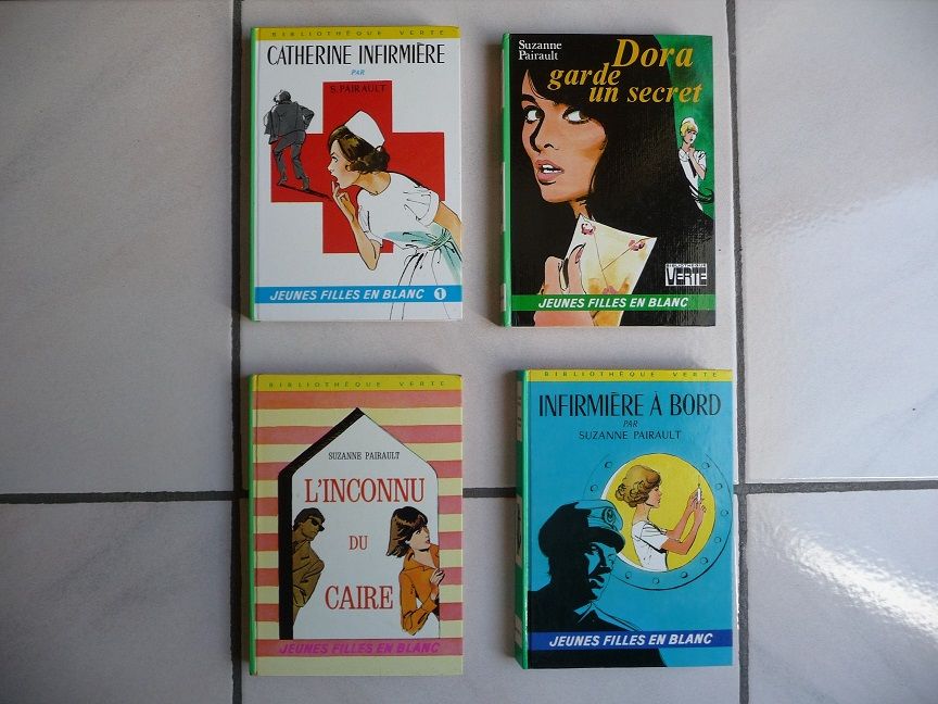 12 livres série Jeunes filles en blanc 2 Montigny-le-Bretonneux (78)