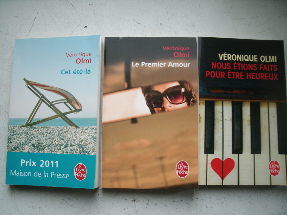 Lot 3 livres Veronique Olmi 
Voir photos 4 Marmande (47)