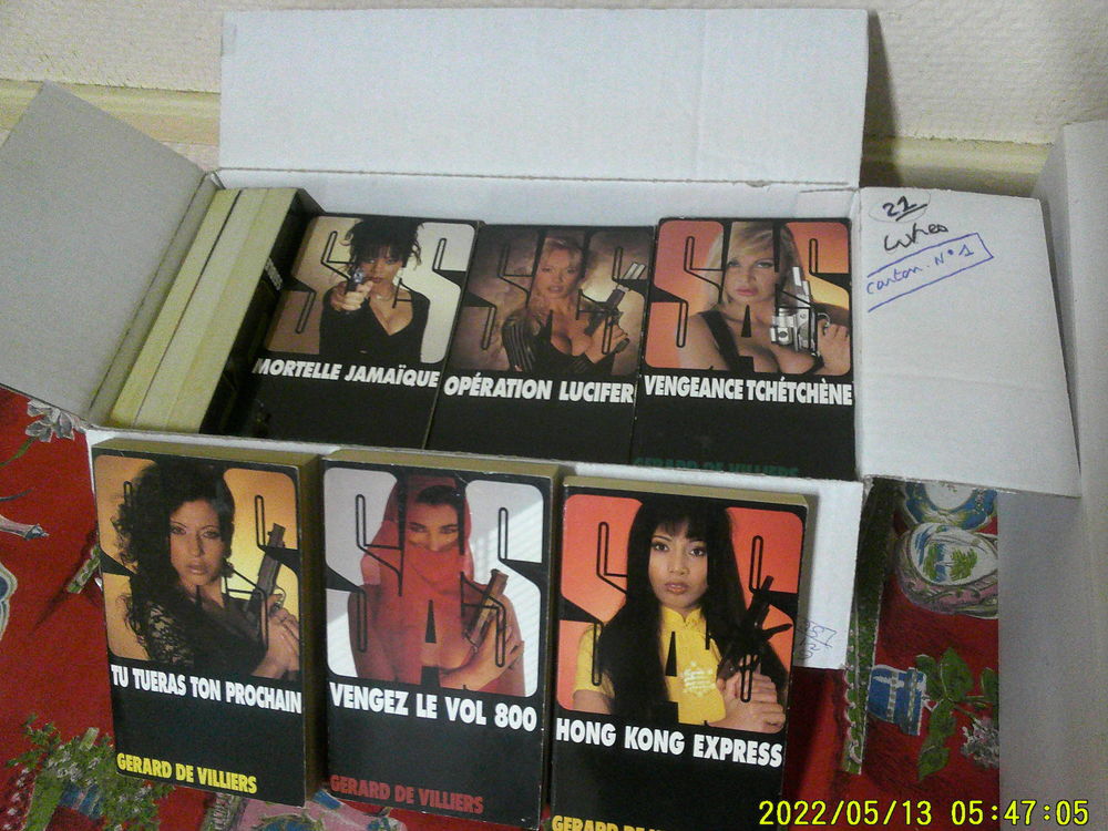 un lot de ( 86 ) Livres .    S.A.S   130 Nontron (24)