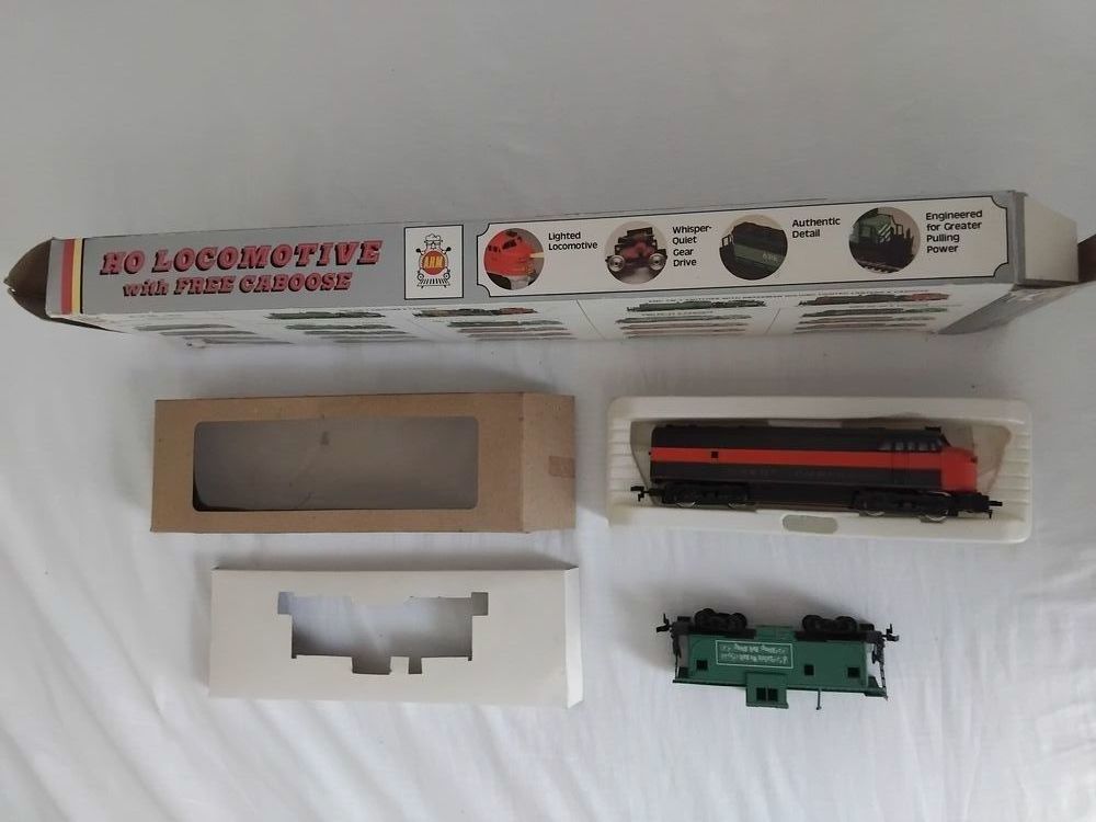 Ho Locomotive with free Caboose Great Northern A.H.M. 16204 69 Avignon (84)