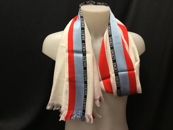 Loewe Echarpe VIP  Neuve - 208X72 cm 350 Versailles (78)
