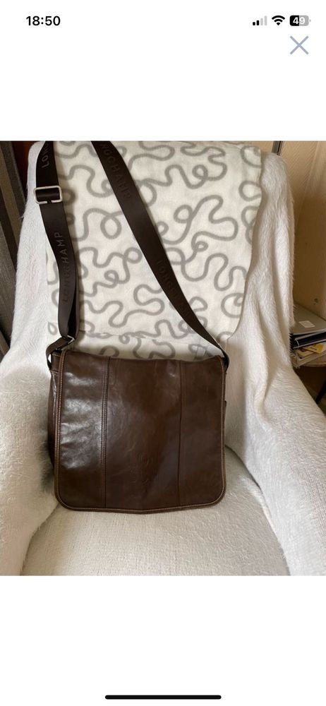 sac Longchamp cuir 120 Niort (79)