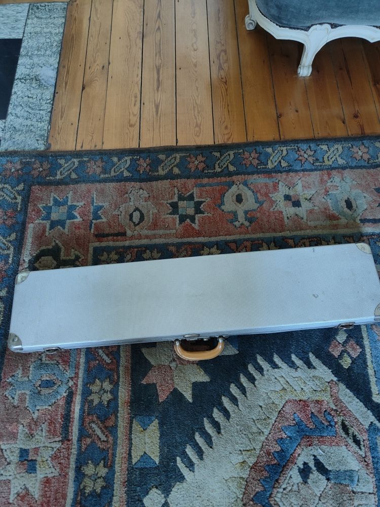 Longue mallette �troite en alu 20 Douai (59)