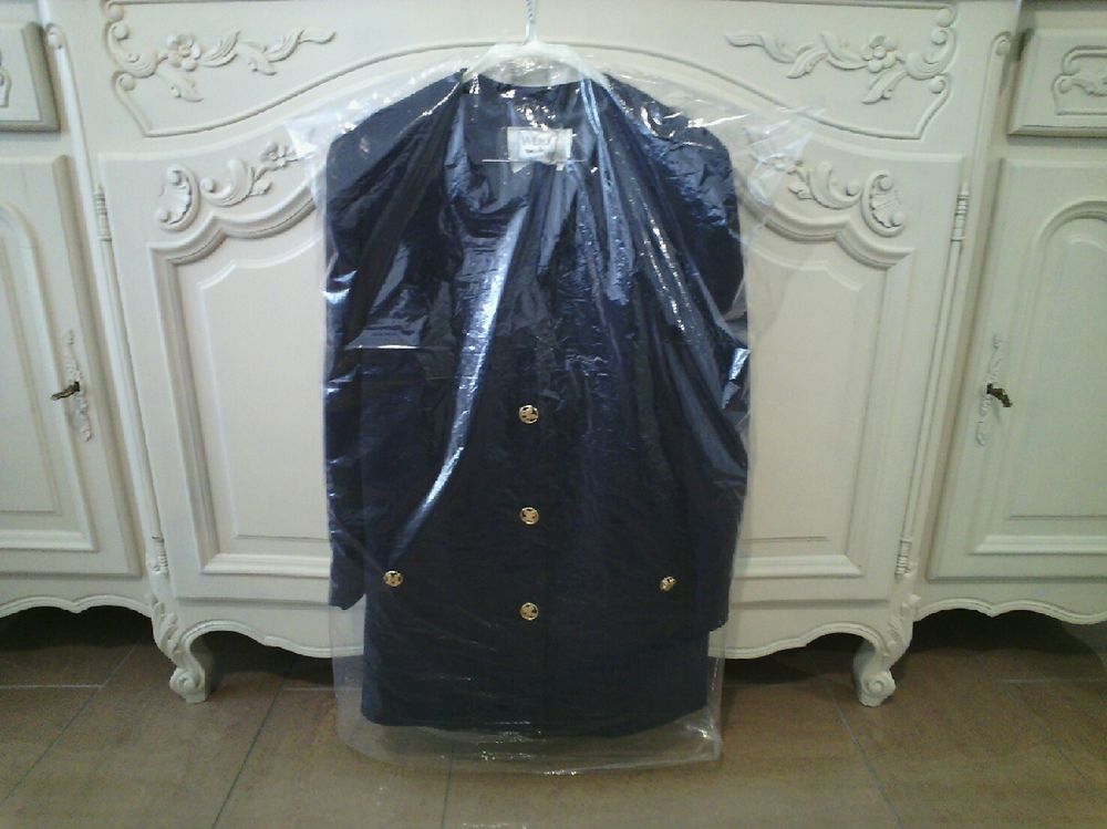 Longue veste bleu marine Weill taille 48 TBE 80 Reims (51)