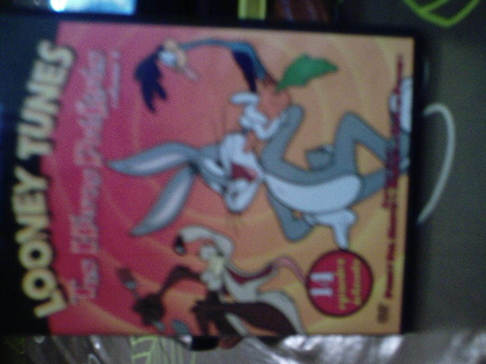 DVD LOONEY TUNES :   tes h�ros pr�f�r�s  11 Villeneuve-sur-Yonne (89)