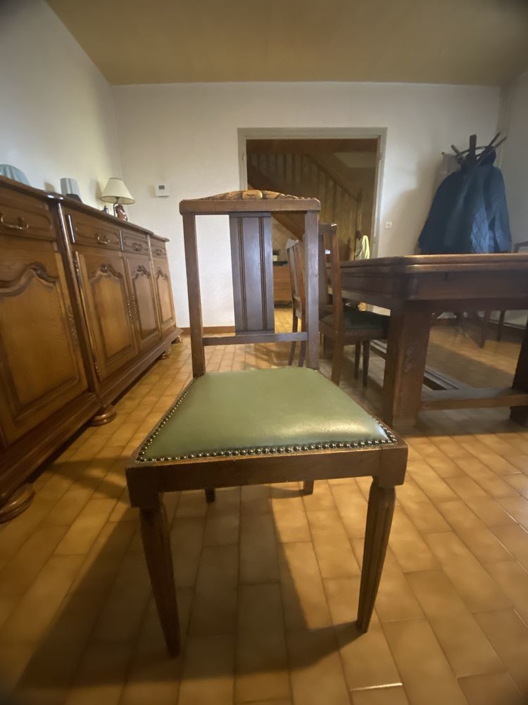 Lots de six chaises en bois 200 Pont-de-Ch�ruy (38)