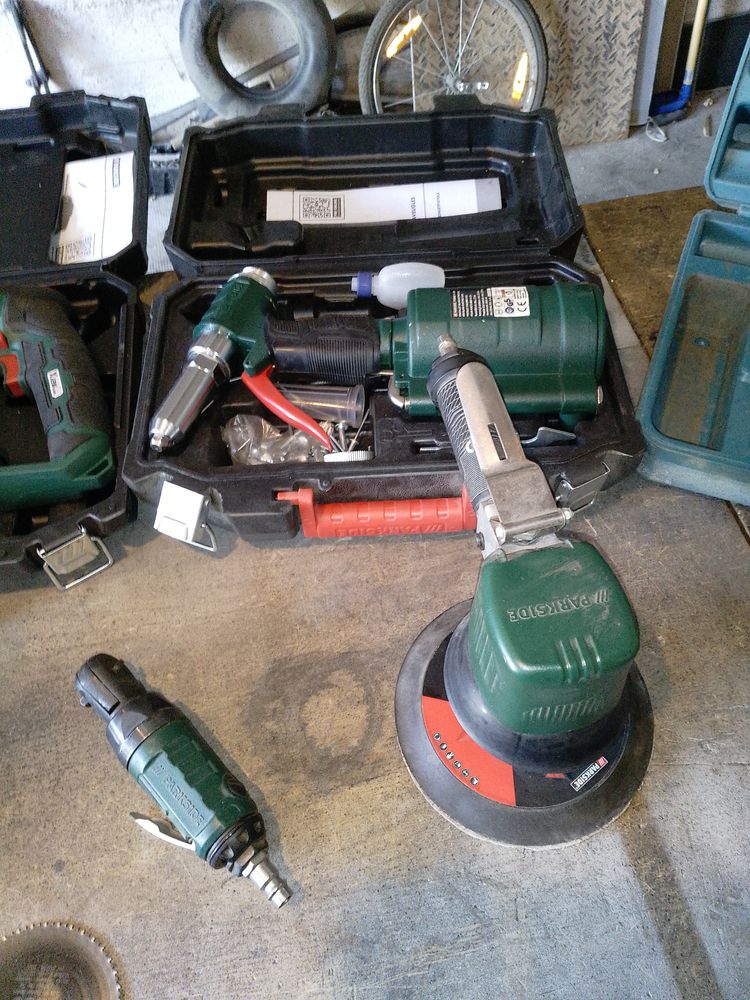 Lots d'outils ou detail 150 Gueugnon (71)