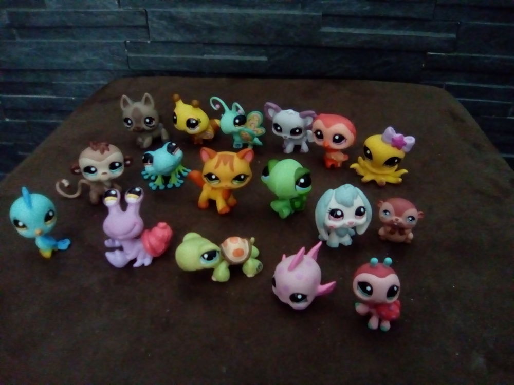lots de 17 petshop bon etat pour collection 42 Taverny (95)